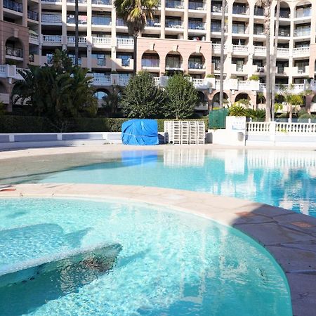 Appartement 556, Vue Mer Et Piscine By Palmazur Vacances Cannes Exterior photo
