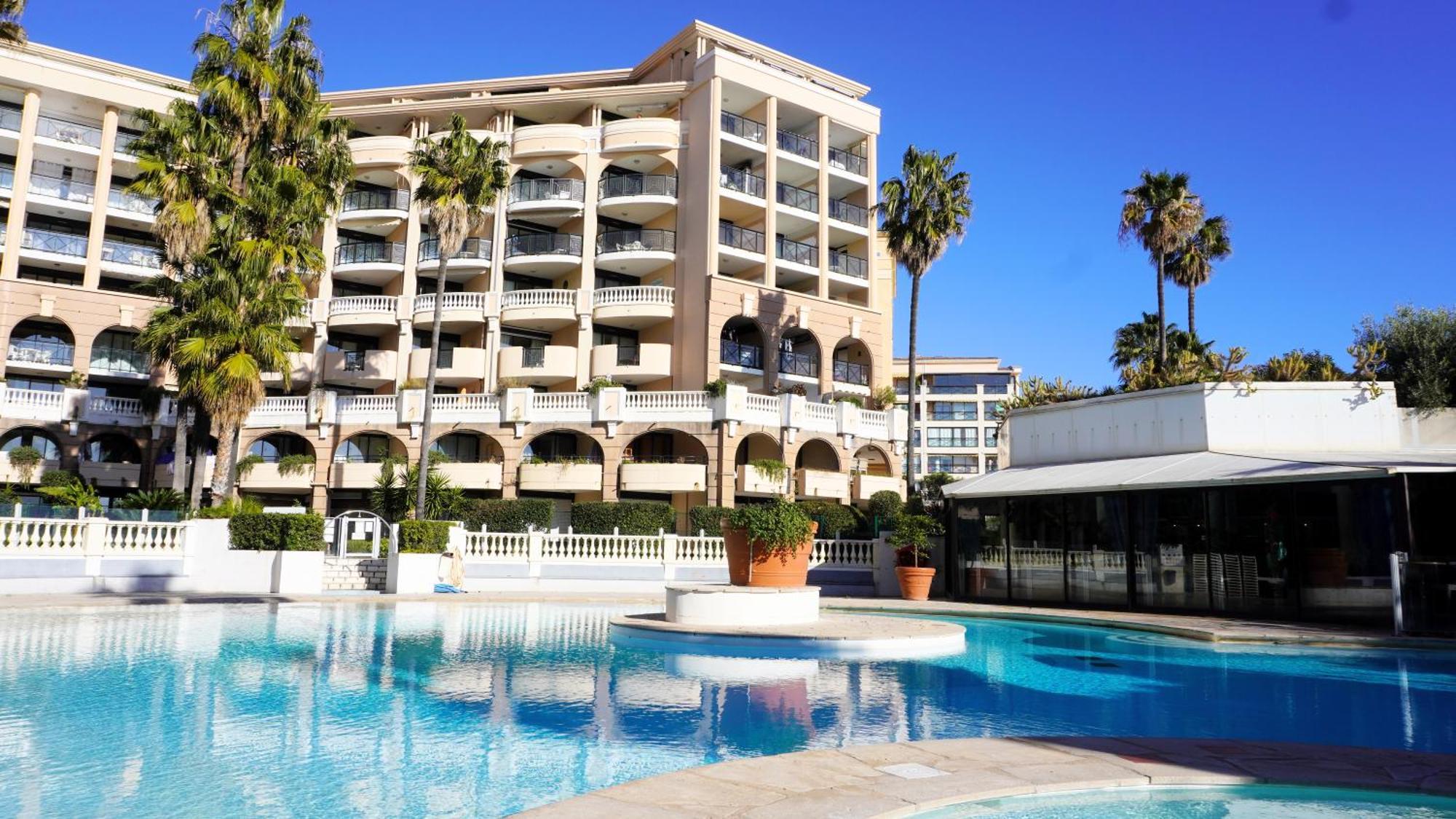 Appartement 556, Vue Mer Et Piscine By Palmazur Vacances Cannes Exterior photo